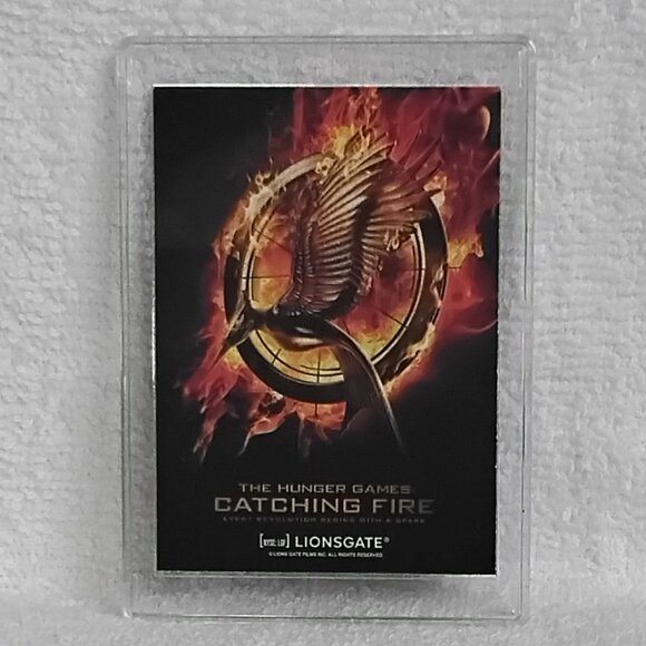 This 2013 DC Hunger Games Catching Fire Peeta Exclusive Promo Card!! - Picture 2 of 2